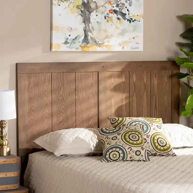 Tête de lit en bois de frêne avec finition noyer, style transitionnel
